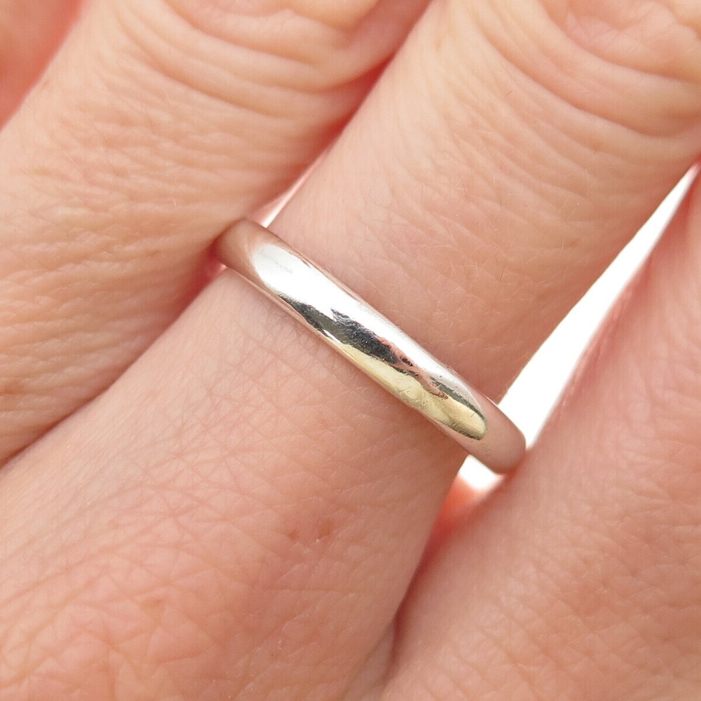 925 Sterling Silver Vintage Classic Wedding Band Ring Size 7.75